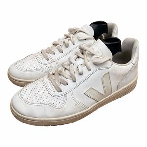 Veja women size 8  Cream and Tan Sneakers